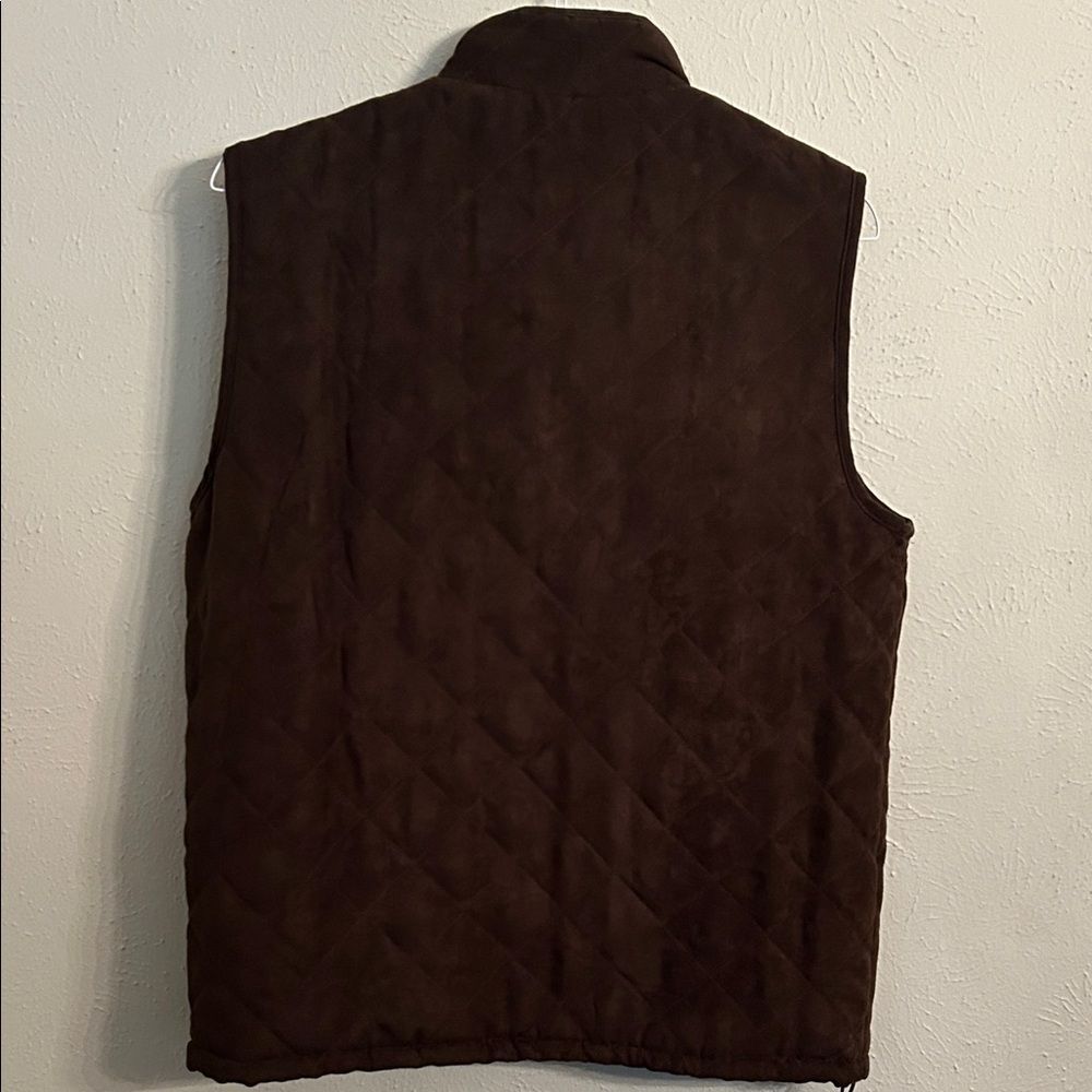 Men's Dark Brown Quilted Vest - Picture 3 of 3